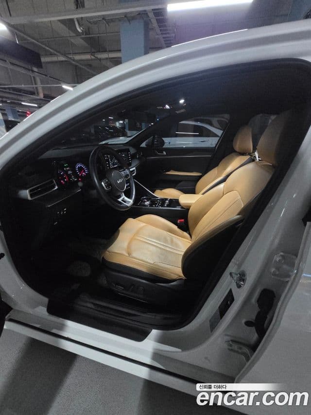 Kia K5 3세대 Prestige, 2022 10