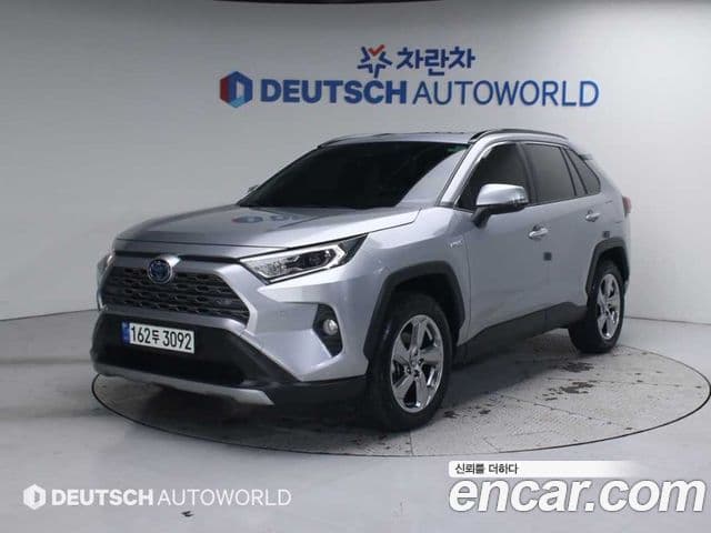 Toyota RAV4 5세대, 2021 1