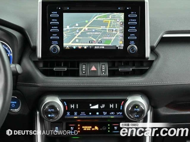 Toyota RAV4 5세대, 2021 14