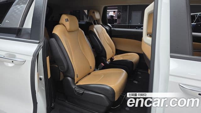 Kia Carnival 4세대 Prestige, 2023 12