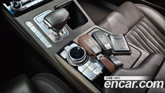 Genesis G90 Premium Luxury, 2019 9