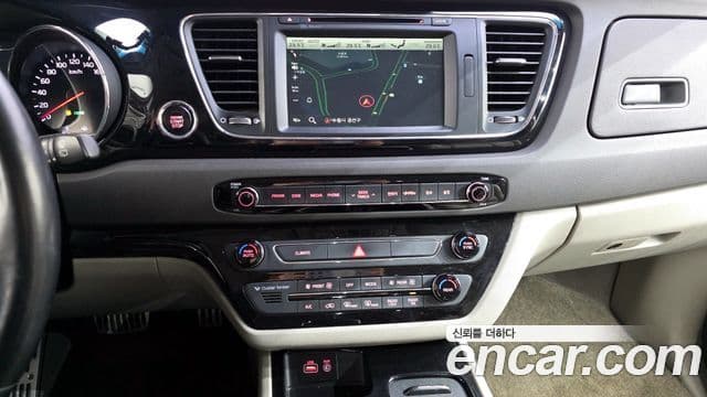 Kia All New Carnival Noblesse, 2017 14