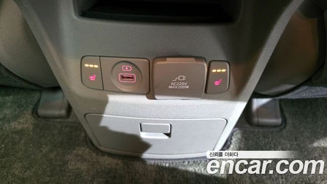 Kia All New Carnival Noblesse, 2017 18