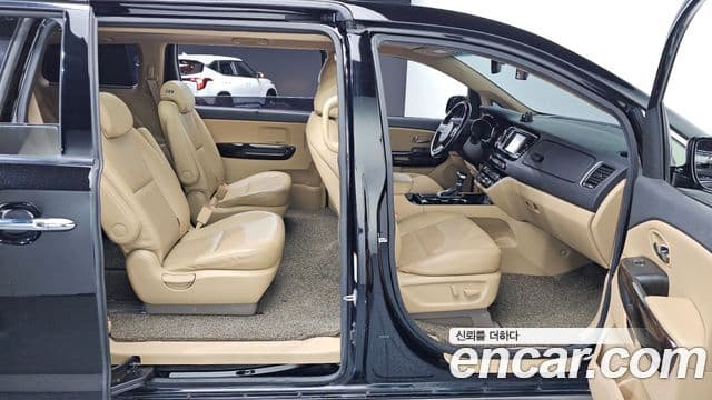 Kia The / новый New Carnival Prestige, 2019 12