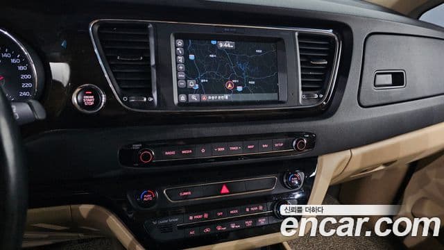 Kia The / новый New Carnival Prestige, 2019 15