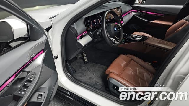 BMW 5시리즈 (G60) 530e xDrive M Sport, 2025 11