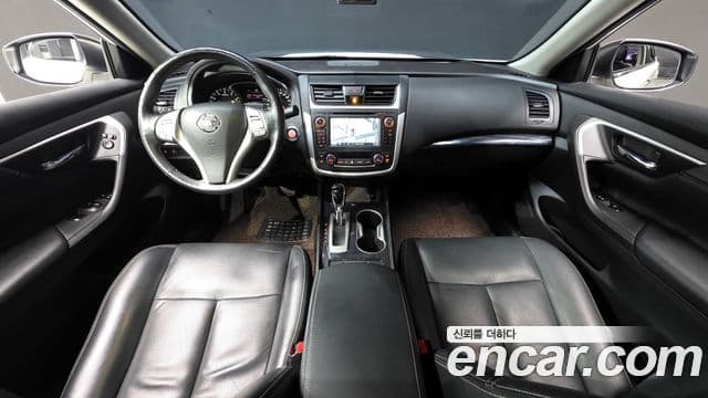 Nissan 알티마 L33, 2017 7