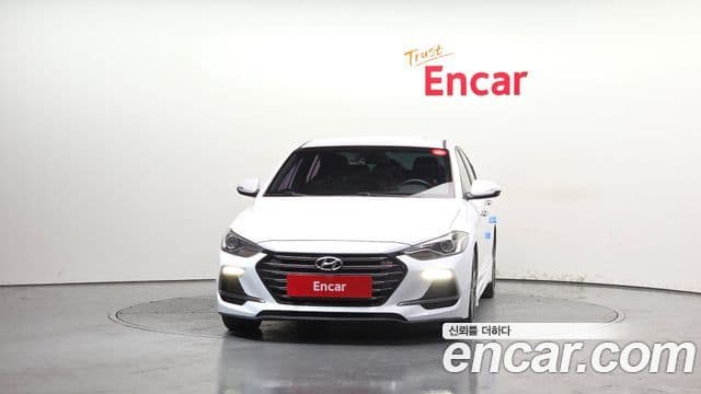 Hyundai Avante AD 1.6 турбо Sport, 2017 3