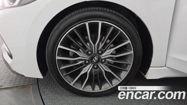 Hyundai Avante AD 1.6 турбо Sport, 2017 все фото