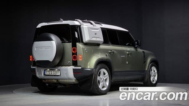 Land Rover Defender (L663) 110 D240 SE, 2020 2