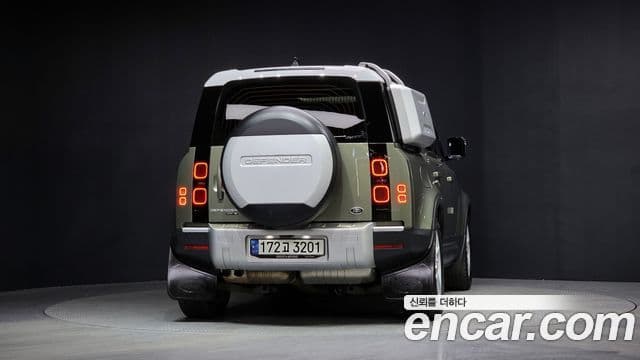 Land Rover Defender (L663) 110 D240 SE, 2020 4