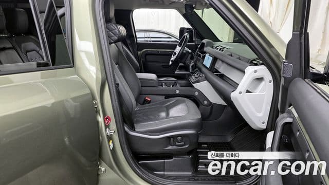 Land Rover Defender (L663) 110 D240 SE, 2020 11