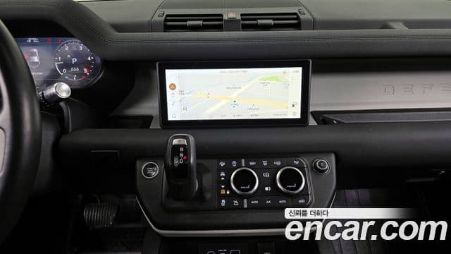 Land Rover Defender (L663) 110 D240 SE, 2020 14