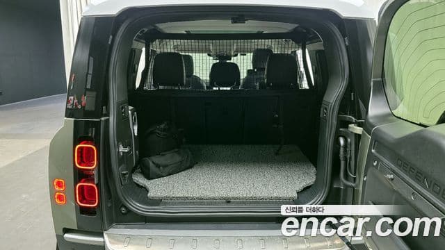 Land Rover Defender (L663) 110 D240 SE, 2020 20