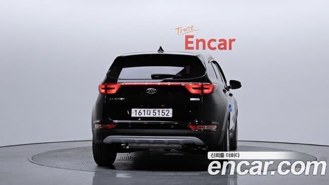Kia Sportage 4세대 дизель 2.0 2WD Trendy, 2018 4