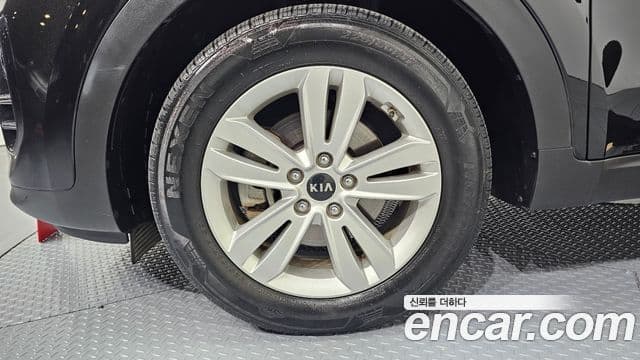 Kia Sportage 4세대 дизель 2.0 2WD Trendy, 2018 все фото