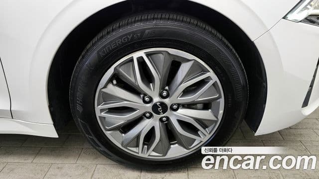 Kia K5 гибрид 3세대 Noblesse, 2023 все фото