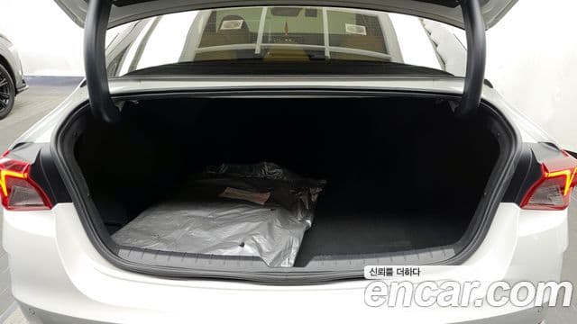 Kia K5 гибрид 3세대 Noblesse, 2023 21