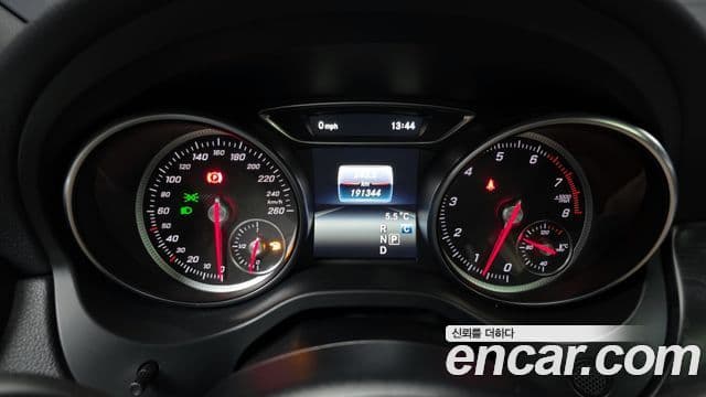 Mercedes-Benz GLA-класс X156 Premium, 2018 8