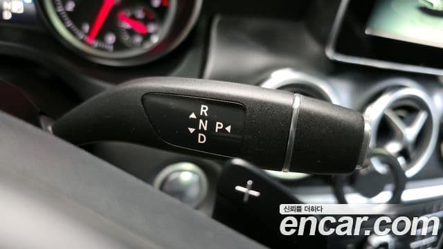 Mercedes-Benz GLA-класс X156 Premium, 2018 9