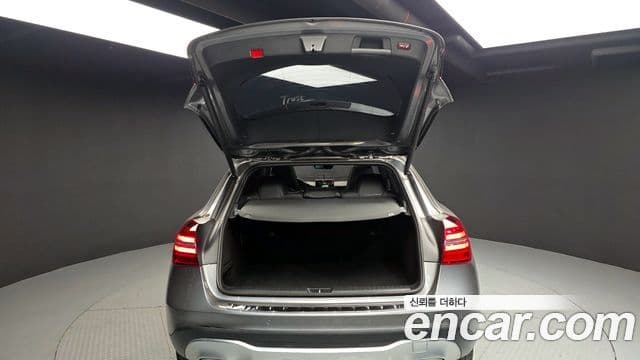 Mercedes-Benz GLA-класс X156 Premium, 2018 20