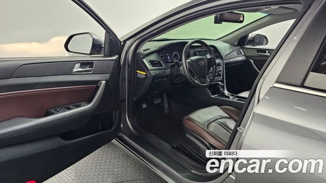 Hyundai LF Sonata 2.0 Care Plus, 2017 10