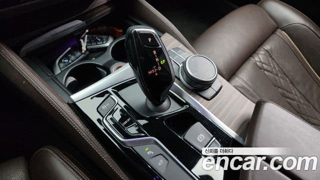 BMW 5시리즈 (G30) 530i xDrive M Sport Plus, 2018 9