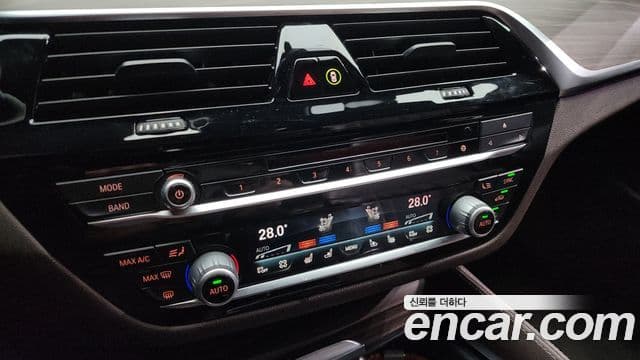 BMW 5시리즈 (G30) 530i xDrive M Sport Plus, 2018 18