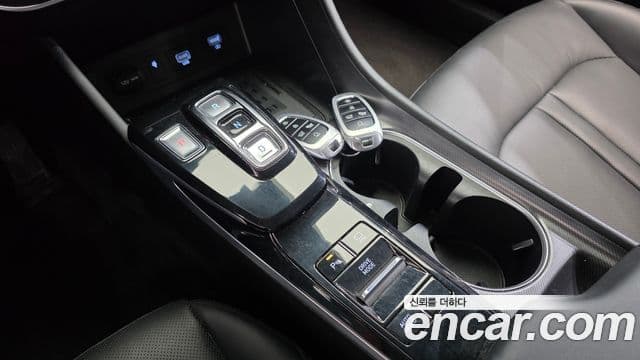 Hyundai Sonata (DN8) Premium Family, 2020 9