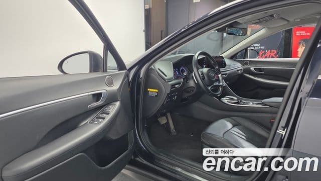 Hyundai Sonata (DN8) Premium Family, 2020 10