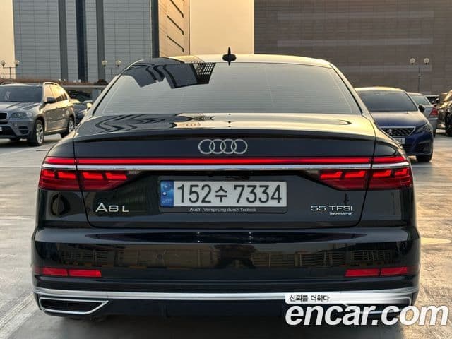 Audi A8 (D5) 55 TFSI Quattro LWB, 2021 4