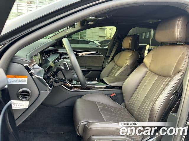 Audi A8 (D5) 55 TFSI Quattro LWB, 2021 11