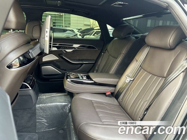 Audi A8 (D5) 55 TFSI Quattro LWB, 2021 12