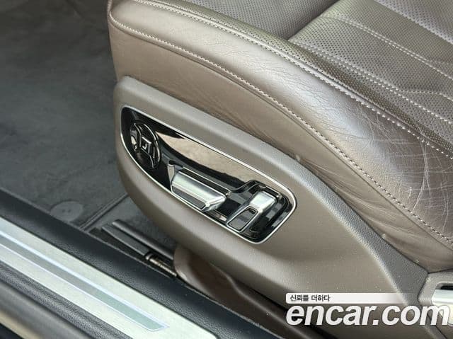 Audi A8 (D5) 55 TFSI Quattro LWB, 2021 16