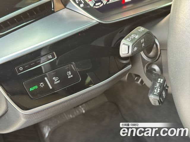 Audi A8 (D5) 55 TFSI Quattro LWB, 2021 17