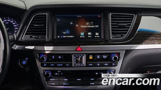 Genesis G80 Premium Luxury, 2018 14