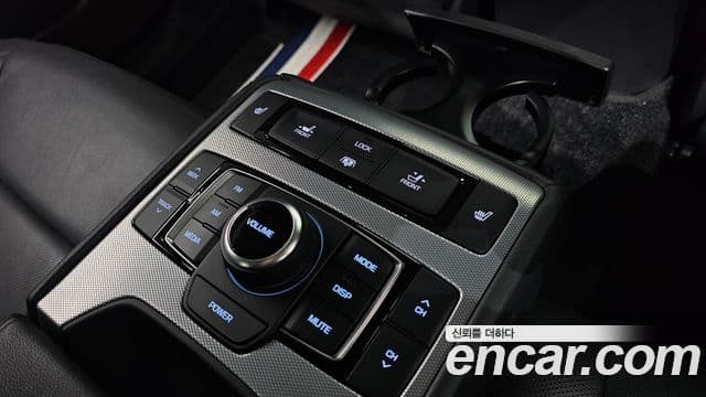 Genesis G80 Premium Luxury, 2018 18