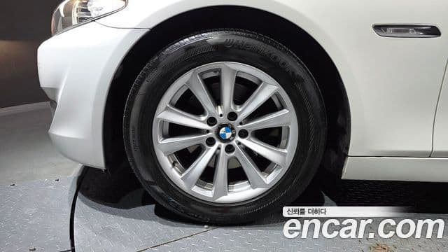 BMW 5시리즈 (F10), 2012 все фото