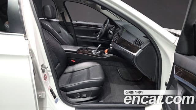 BMW 5시리즈 (F10), 2012 10