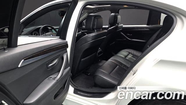 BMW 5시리즈 (F10), 2012 12