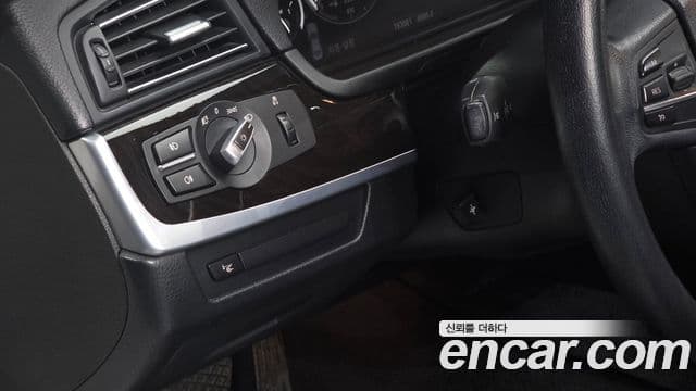 BMW 5시리즈 (F10), 2012 16