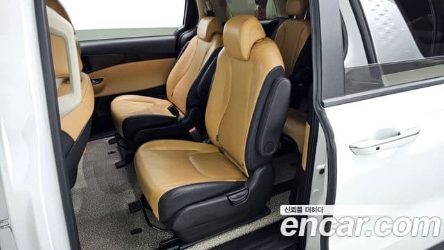 Kia Carnival 4세대 Prestige, 2023 12