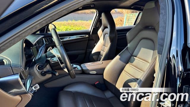 Porsche Panamera (971) 4.0 GTS, 2020 11