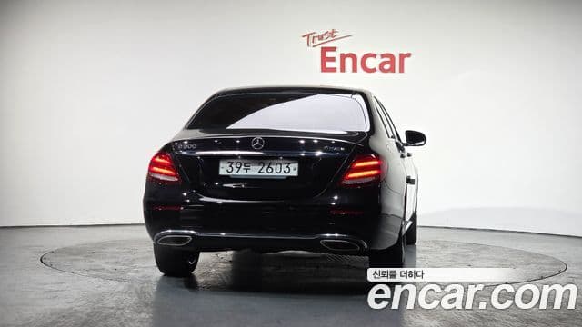 Mercedes-Benz E-класс W213 Avantgarde, 2018 4