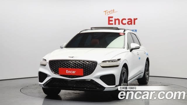 Genesis GV70, 2022 3