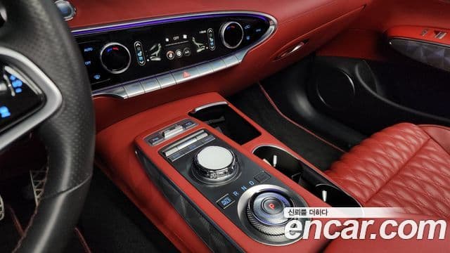 Genesis GV70, 2022 9