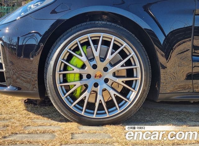 Porsche Panamera (976) 2.9 AWD E-гибрид, 2025 10