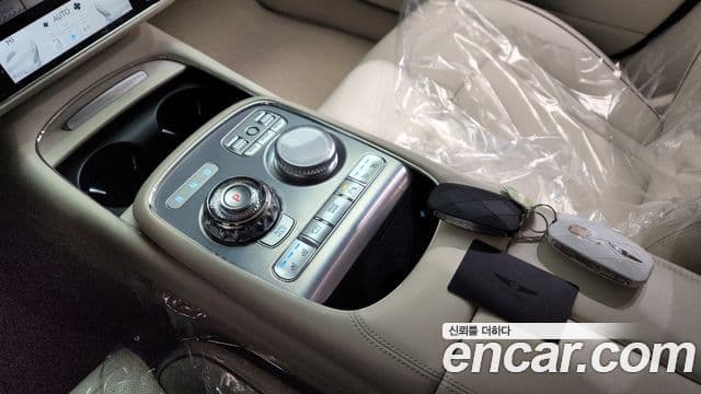 Genesis G90 (RS4) бензин 3.5 турбо AWD, 2023 9