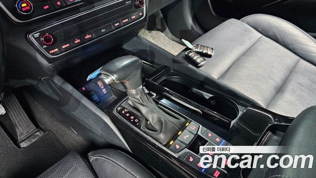 Kia All New K7 3.0 LPI Prestige (арендный автомобиль), 2017 9