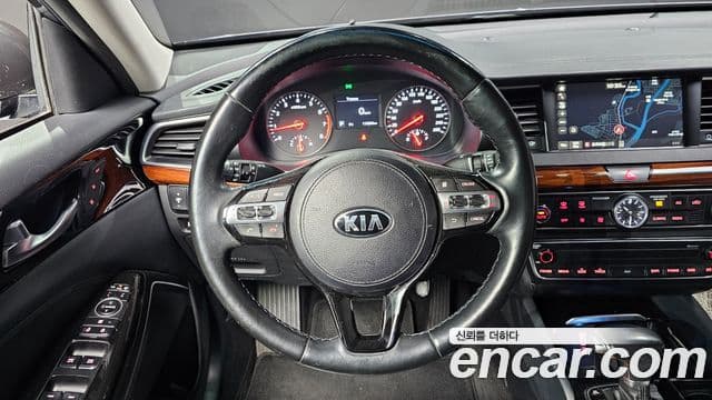Kia All New K7 3.0 LPI Prestige (арендный автомобиль), 2017 12